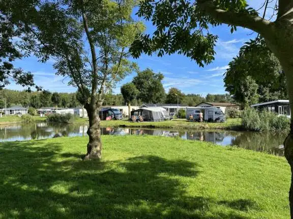 Naturistencamping Nederland Vijver 71