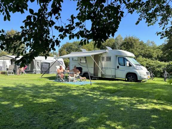 Naturistencamping met hond