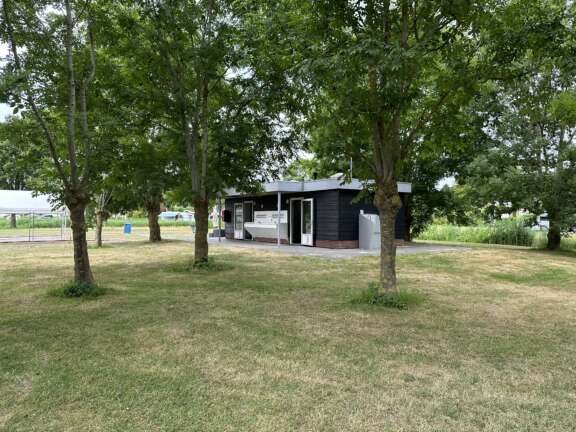 Naturistencamping Nederland Sanitair Vijver 1