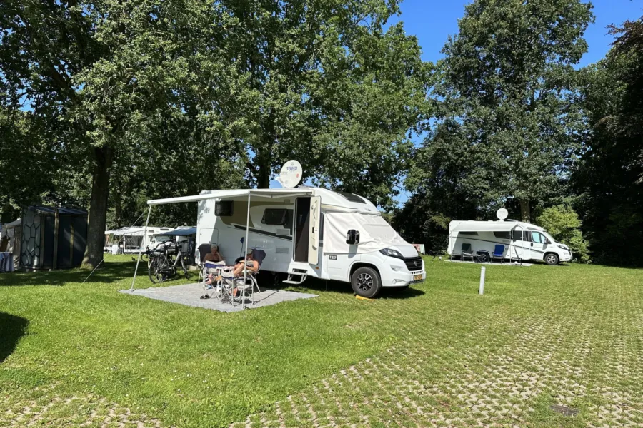 Naturistencamping Nederland camperplaats verhard 9